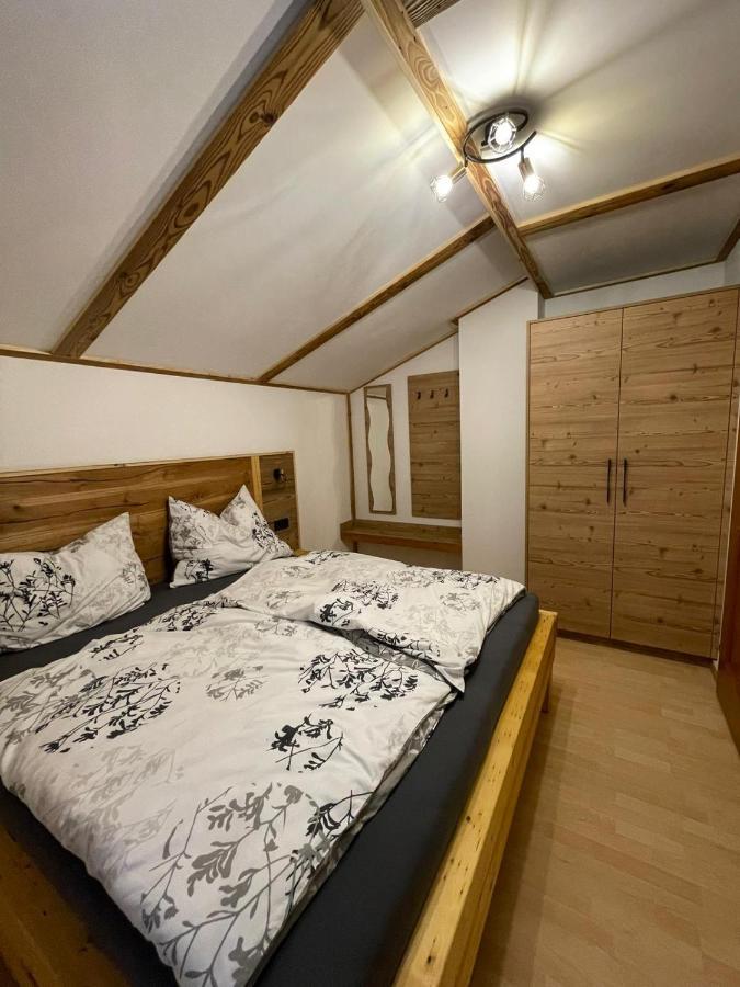 Ferienwohnung Rohrmoser Mit 2 Schlafzimmern Hüttschlag Exterior foto